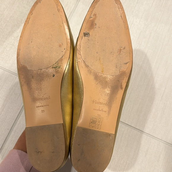 Bodil Flat in Gold
Great Condition! - Picture 7 of 8